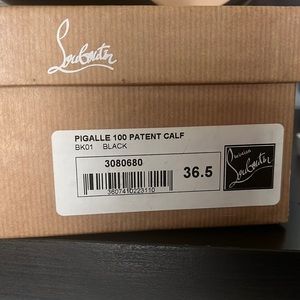 CHRISTIAN LOUBOUTIN- black
